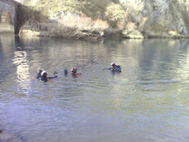  Diving lessons 